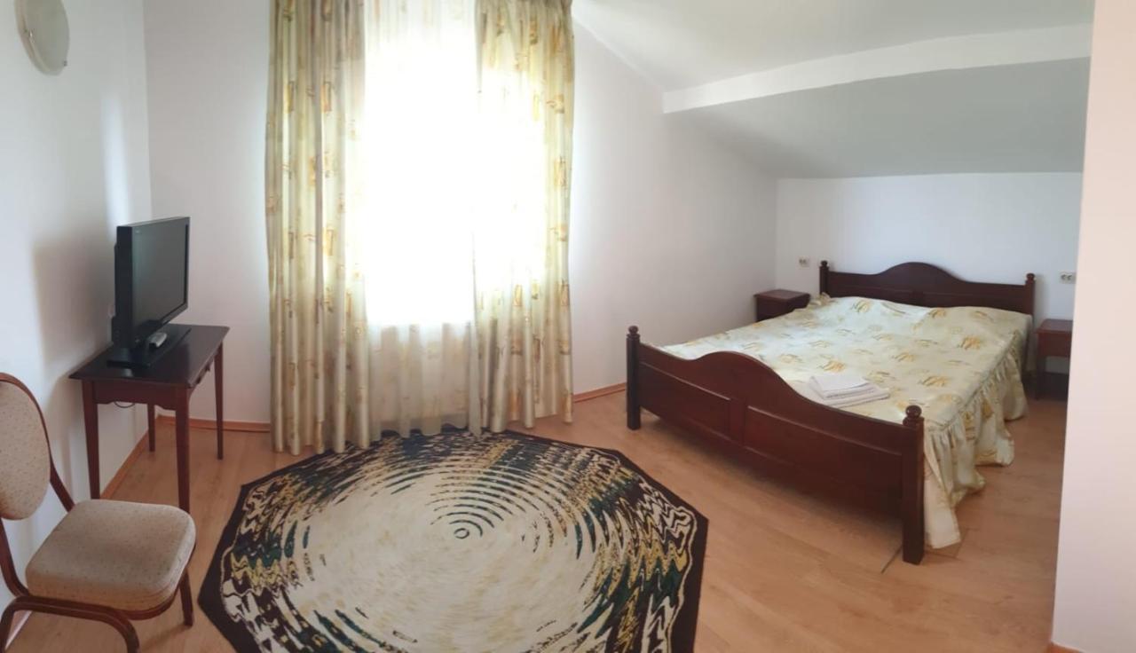 Motel Balcost Piatra Neamţ Екстериор снимка